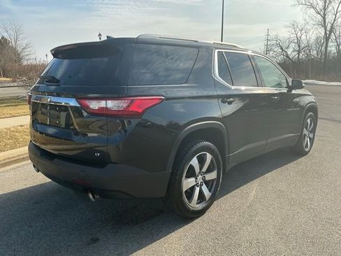Used 2018 Chevrolet Traverse LT w/ LPO, Floor Liner Package image 6