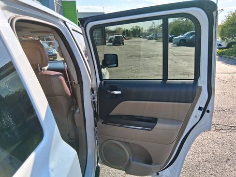 Used 2012 Jeep Patriot Limited w/ Sun/Sound Group FWD image 17