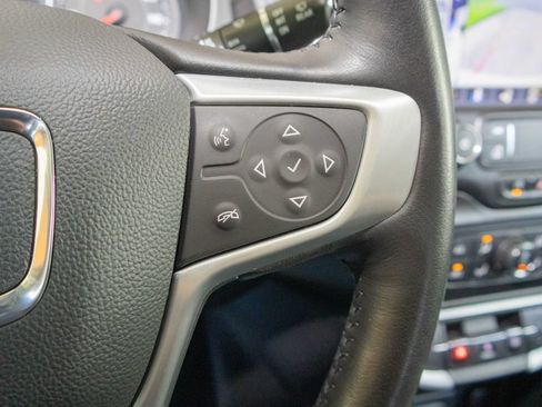 Used 2022 GMC Terrain SLT w/ Tech Package AWD/4WD image 21