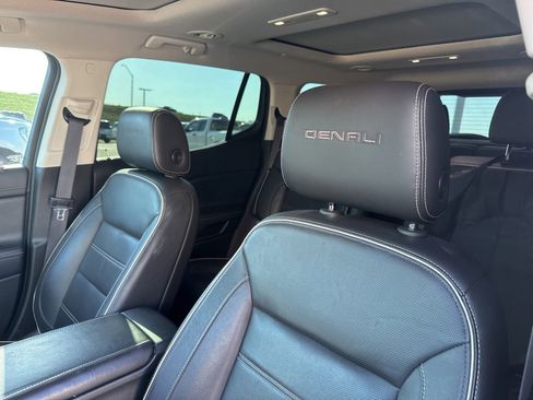 Used 2020 GMC Acadia Denali w/ Trailering Package FWD image 13