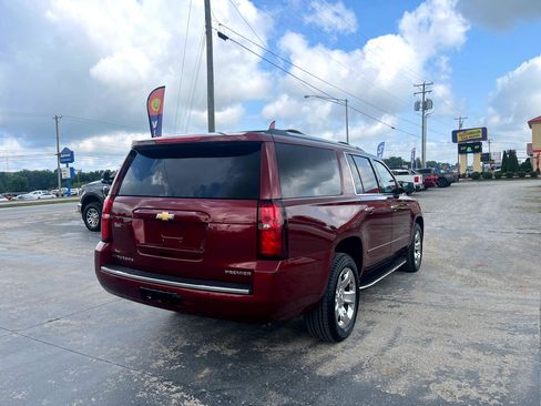 Used 2020 Chevrolet Suburban Premier image 3