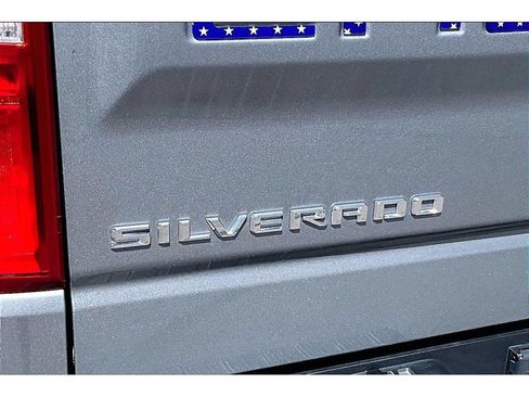 Used 2024 Chevrolet Silverado 1500 LT Trail Boss w/ LT Trail Boss Premium Package AWD/4WD image 25