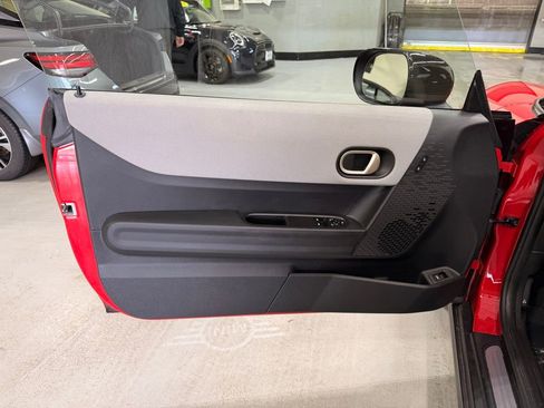 Used 2025 MINI Cooper S FWD image 10