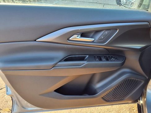 New 2026 Chevrolet Equinox EV LT image 12