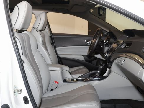 Used 2021 Acura ILX w/ Premium Package image 16