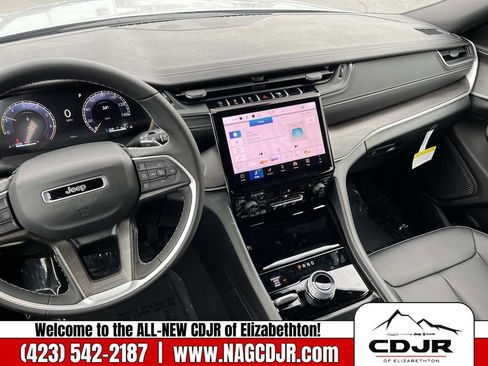 New 2025 Jeep Grand Cherokee L Limited image 13