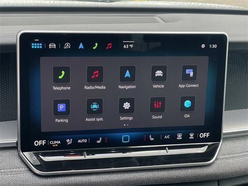 Used 2025 Volkswagen Tiguan S image 12