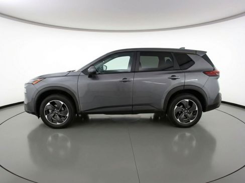 Used 2025 Nissan Rogue SV image 5