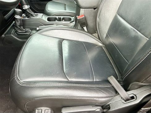 Used 2021 Jeep Gladiator Overland w/ Popular Equipment Package image 20