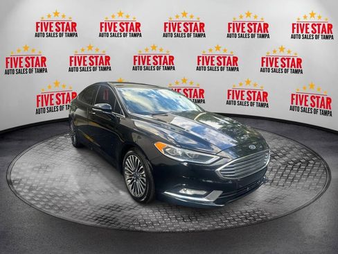 Used 2017 Ford Fusion SE w/ Fusion SE Technology Package image 1