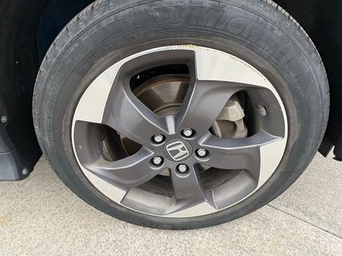 Used 2018 Honda HR-V EX image 31