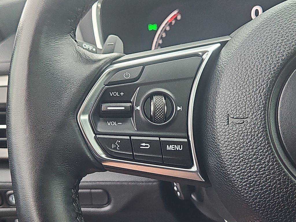 Used 2025 Acura MDX SH-AWD image 25
