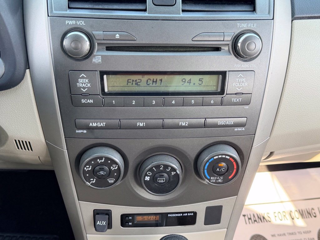 Used 2011 Toyota Corolla LE FWD image 23