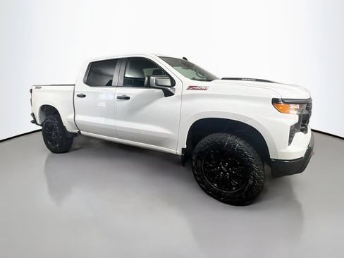 Used 2026 Chevrolet Silverado 1500 Custom Trail Boss AWD/4WD image 24