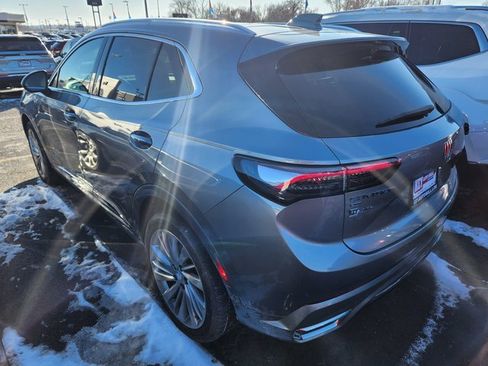 Used 2025 Buick Envision Avenir image 3