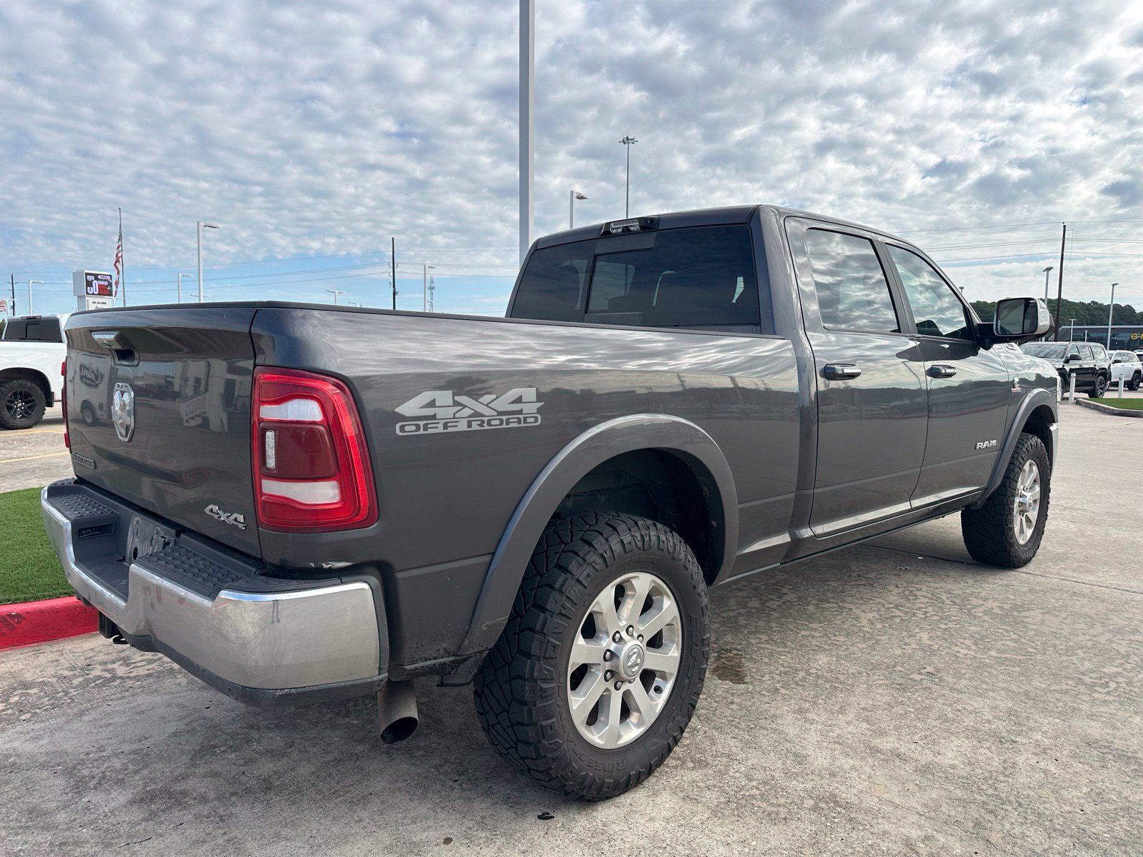 Used 2022 RAM 2500 Laramie AWD/4WD image 7