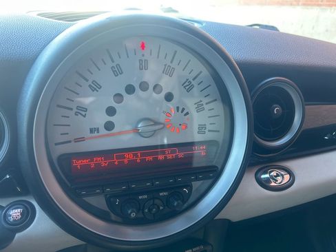 Used 2011 MINI Cooper S image 8