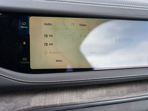 Used 2023 Jeep Grand Cherokee Overland w/ Adv Protech Group III AWD/4WD image 23