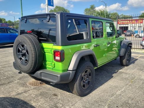 Used 2025 Jeep Wrangler Unlimited Sport AWD/4WD image 4