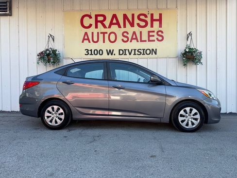 Used 2016 Hyundai Accent SE FWD image 6