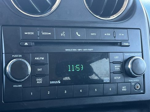 Used 2016 Jeep Patriot Sport image 20