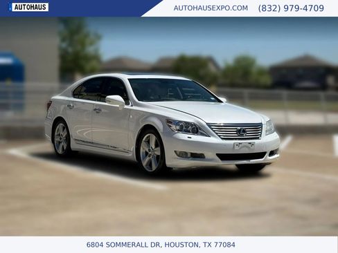 Used 2012 Lexus LS 460 w/ Comfort Pkg RWD image 1