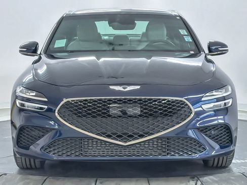 Used 2023 Genesis G70 2.0T w/ Sport Prestige Package RWD image 10