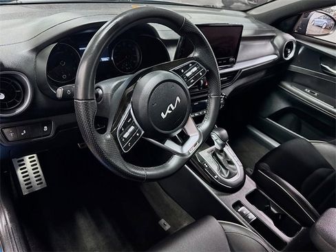 Used 2023 Kia Forte GT-Line w/ GT-Line Premium Package image 16