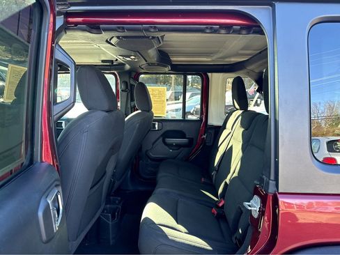 Certified 2021 Jeep Wrangler Unlimited Sport image 10