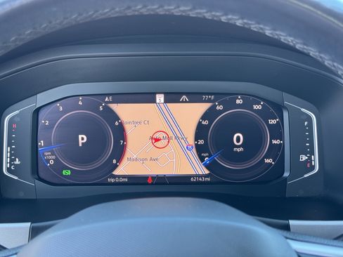 Used 2021 Volkswagen Atlas SEL Premium image 23