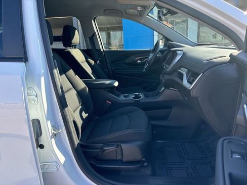 Used 2024 GMC Terrain SLE w/ Driver Convenience Package image 20