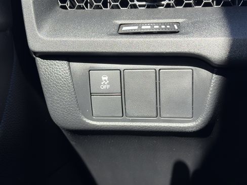 Used 2025 Honda CR-V LX image 25