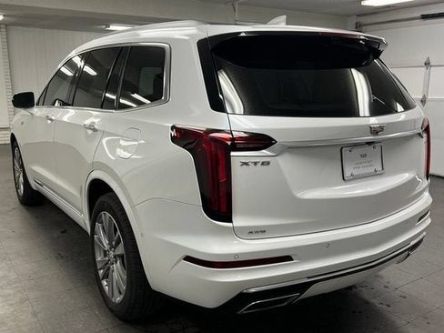 Used 2024 Cadillac XT6 Premium Luxury w/ Technology Package AWD/4WD image 3