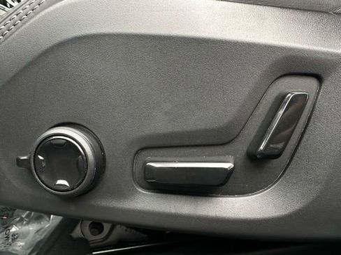 Used 2021 Volvo XC60 T5 Inscription image 15