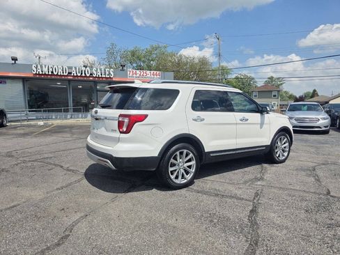 Used 2016 Ford Explorer Limited w/ Equipment Group 301A AWD/4WD image 15