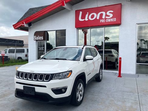 Used 2018 Jeep Compass Latitude w/ Popular Equipment Group AWD/4WD image 32