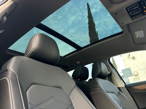 New 2026 Volkswagen Atlas SE FWD image 16