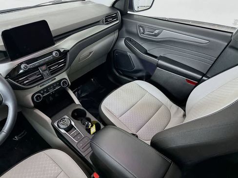 Certified 2024 Ford Escape Active image 11