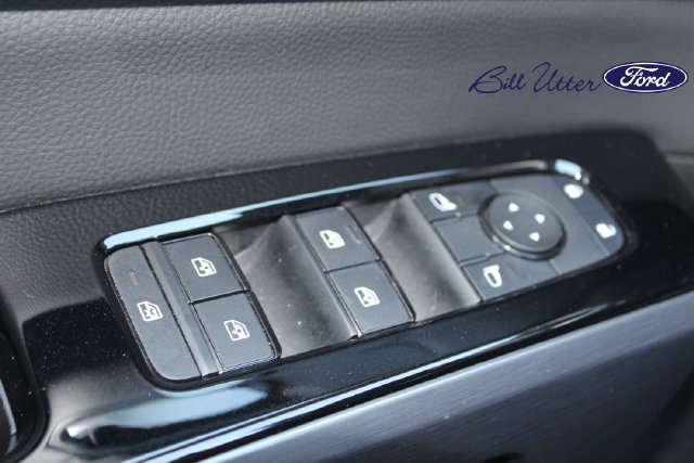 Used 2026 Nissan Pathfinder SL FWD image 22