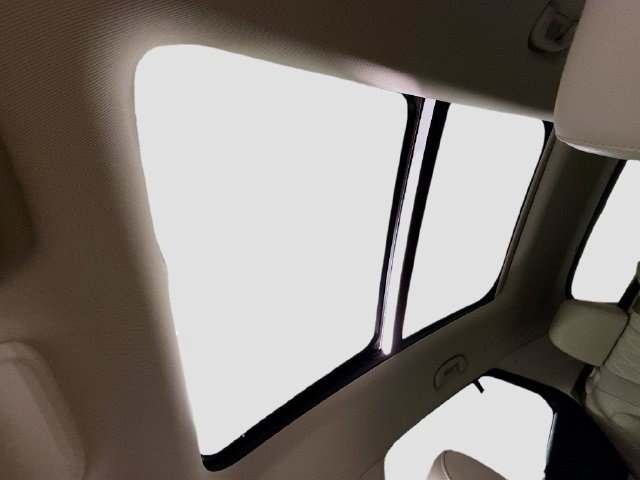 Used 2023 Buick Envision Avenir FWD image 40