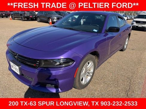 Used 2023 Dodge Charger SXT image 3