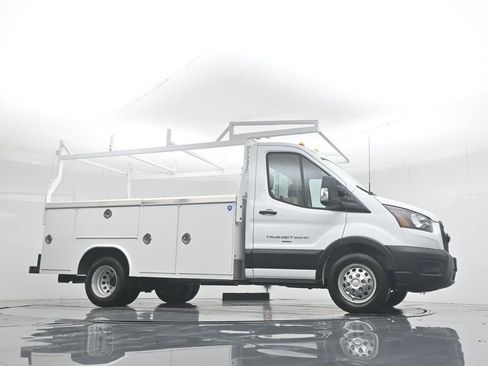 New 2025 Ford Transit 350 w/ Interior Upgrade Package image 3