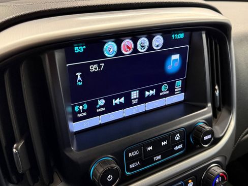 Used 2017 GMC Canyon SLE w/ SLE Convenience Package image 12