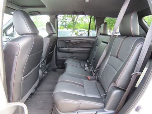 Used 2024 Honda Passport TrailSport image 13