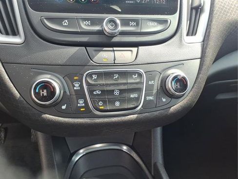 Used 2024 Chevrolet Malibu LT w/ Midnight Edition image 18