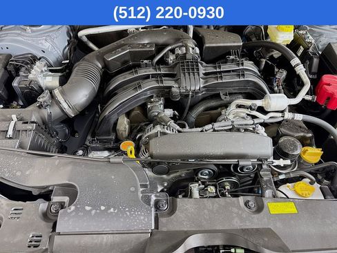 Used 2025 Subaru Crosstrek 2.0i Premium image 40