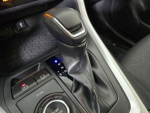 Used 2021 Toyota RAV4 XLE w/ Convenience Package AWD/4WD image 37