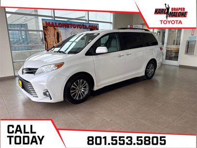 Used 2018 Toyota Sienna XLE