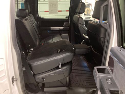 Used 2024 Ford F150 Platinum AWD/4WD image 13