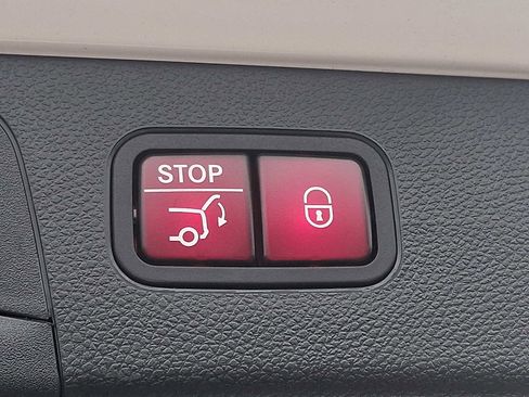 Certified 2022 Mercedes-Benz GLC 300 GLC 300 image 29